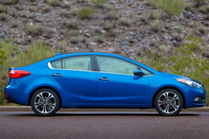 2016 Kia Forte sedan side view